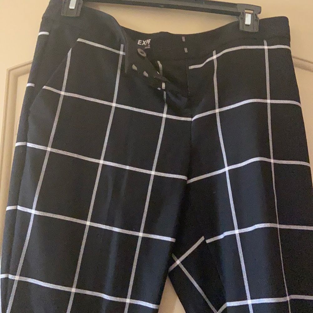 Express columnist stripped pants